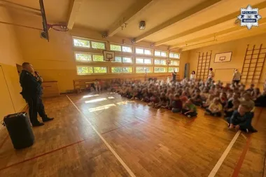 To nie zawsze jest bójka. Policjanci w mysłowickich szkołach